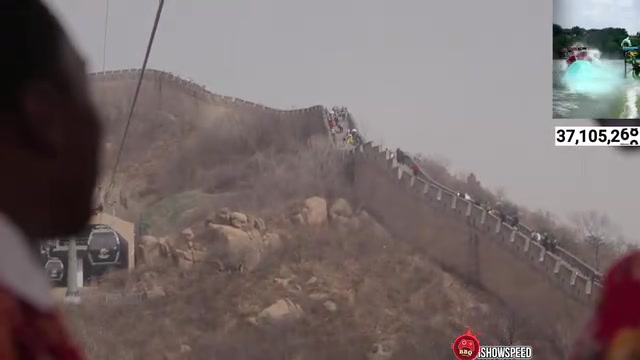 节目效果拉满!speed到达长城兴奋大喊大叫,当众表演后空翻~
